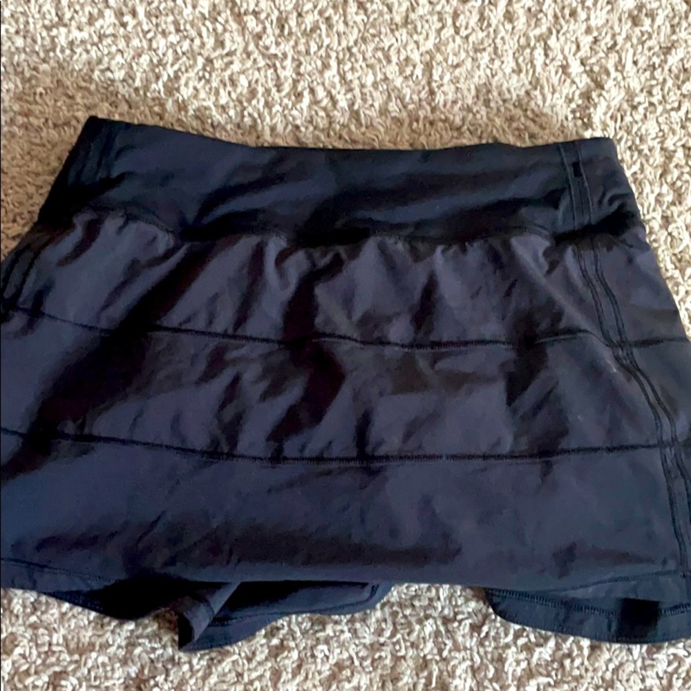 Black Regular Size 4 Lululemon skirt